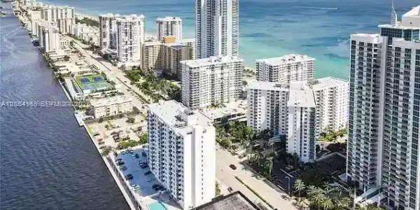 3000 S Ocean Dr