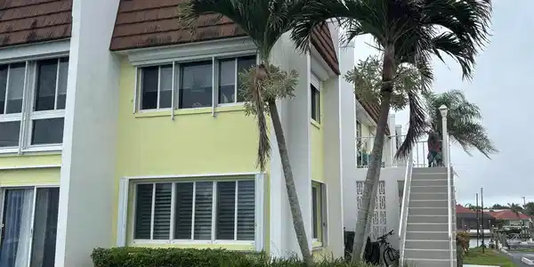 1309 Bayshore