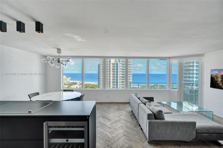 400 S Pointe Dr