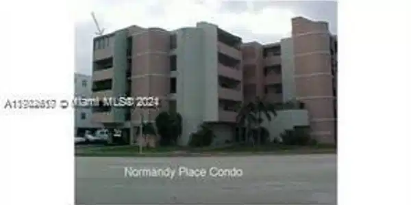 2000 Biarritz Dr
