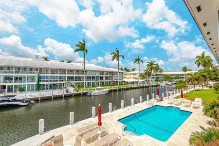 3050 NE 48th St