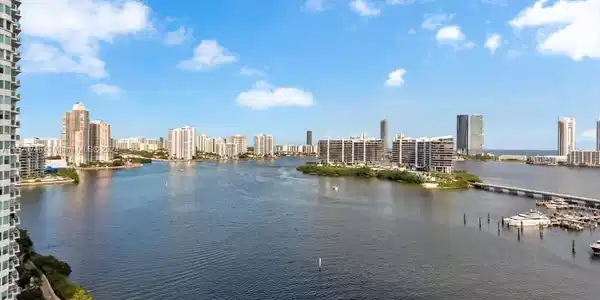 7000 Island Blvd