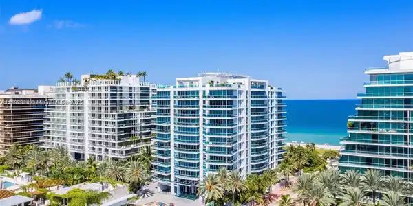 9401 Collins Ave