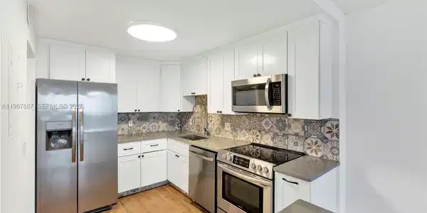 Image 4: Renovated