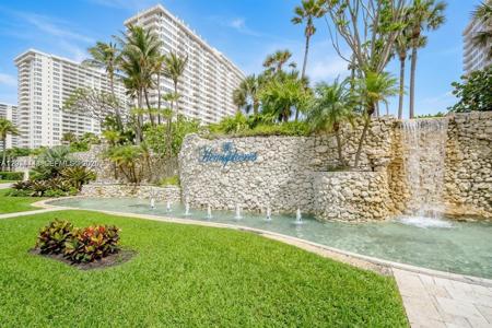 1985 S Ocean Dr
