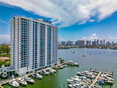 17301 Biscayne Blvd
