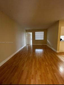 1100 NE 1st Ct