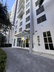 2275 Biscayne Blvd