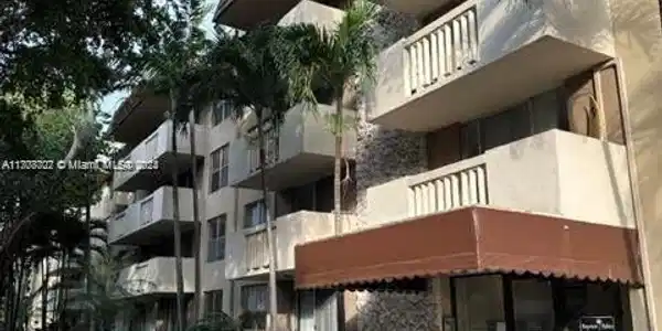 1800 Sans Souci Blvd