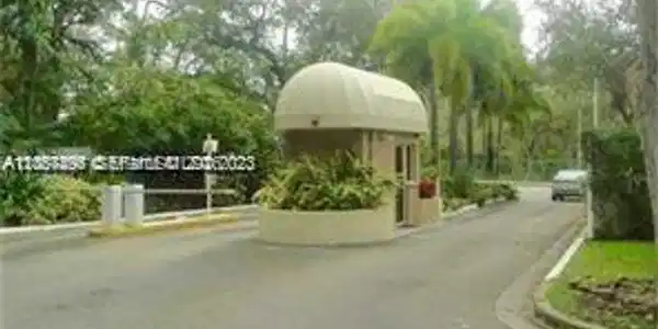 Image 3: Manned front gate