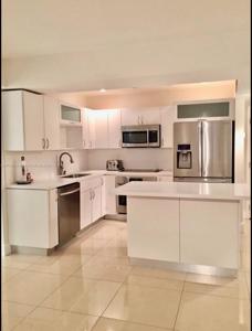 600 Three Islands Blvd
