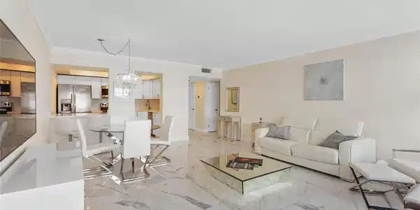 4010 Galt Ocean