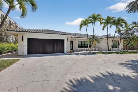 607 Layne Blvd