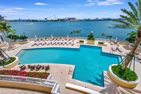 848 Brickell Key Dr