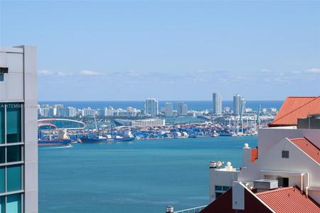 1200 Brickell Bay Dr