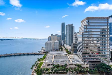 495 Brickell Ave