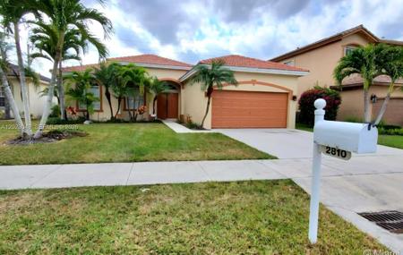 2810 Dunwoodie Pl