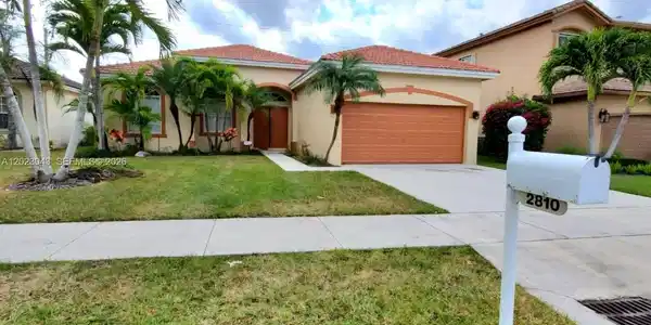 2810 Dunwoodie Pl
