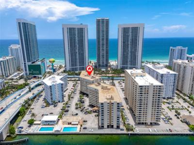 1825 S Ocean Dr