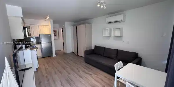 4228 N Ocean Dr