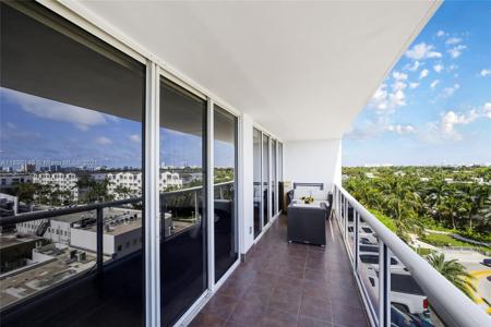 1900 Sunset Harbour Dr