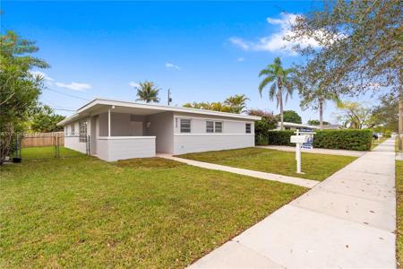 9930 SW 214th St