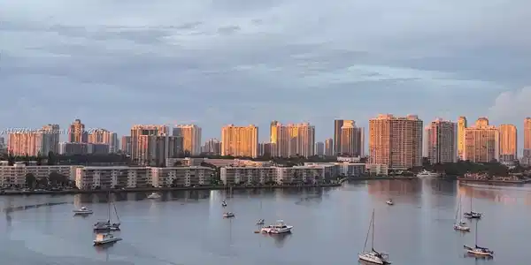 17301 Biscayne Blvd