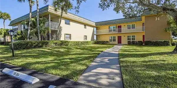 36 Vista Gardens