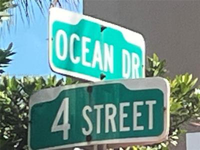 345 Ocean Dr