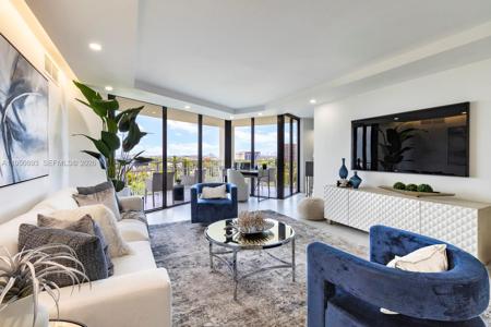 1000 NE Quayside Ter