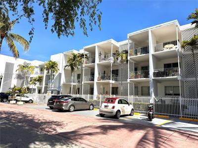 641 Espanola Way