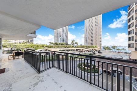 540 Brickell Key Dr