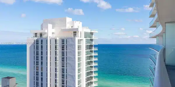 4111 S Ocean Dr
