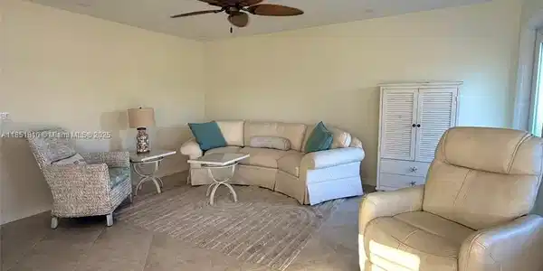2929 SE Ocean Blvd