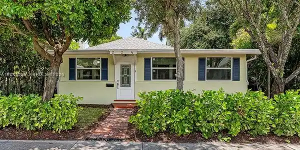 224 N Ocean Breeze