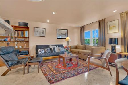 200 Diplomat Pkwy