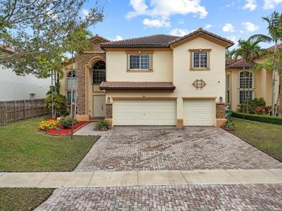 937 NE 36th Ave
