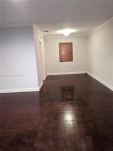 7757 Crespi Blvd