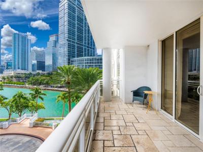 901 Brickell Key Blvd