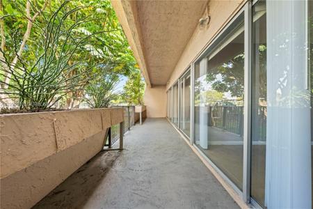 400 NE 18th Ave