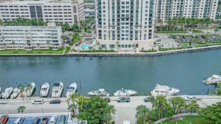 100 Bayview Dr