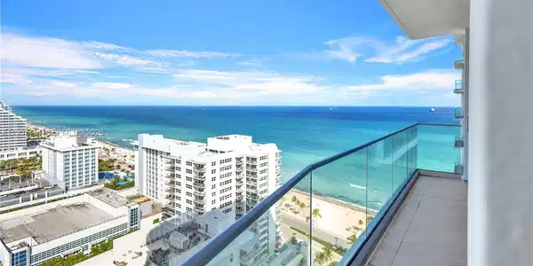 151 N SEABREEZE BLVD