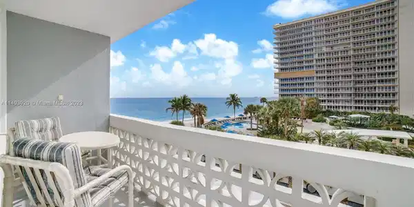 4250 Galt Ocean Dr