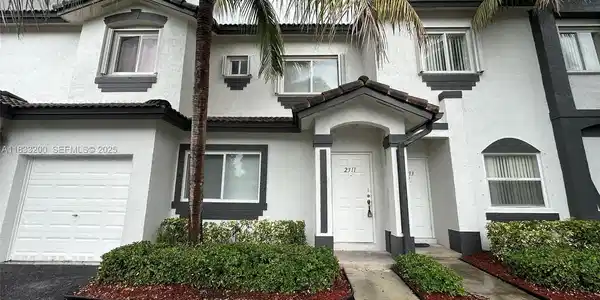 2311 SE 24th Ave