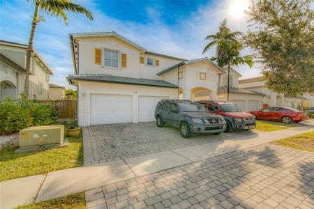 229 NE 36th Ave Rd