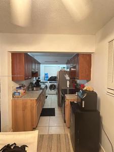 1100 NE 1st Ct