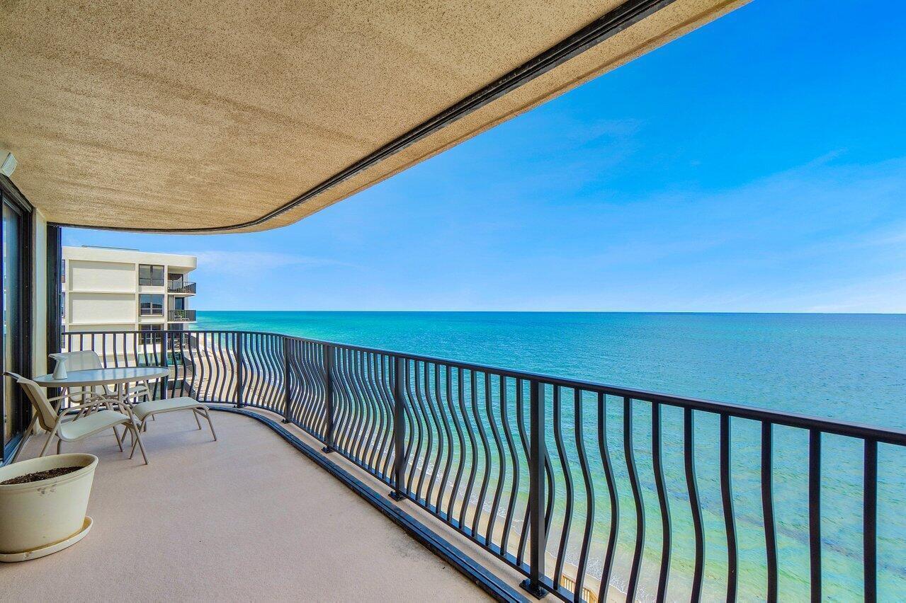 Image 3: Oceanfront Balcony