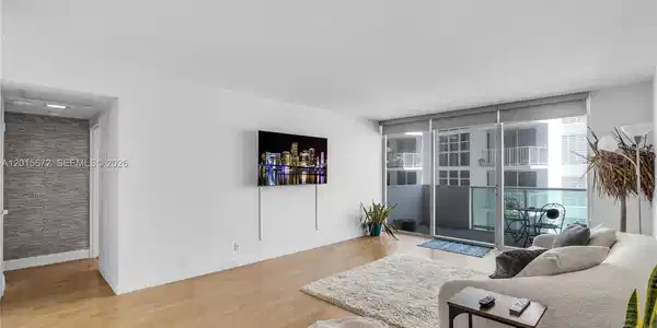1200 West Ave