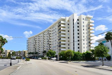 401 Golden Isles Dr