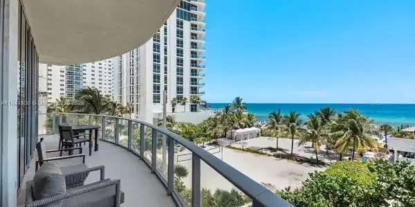 4111 S Ocean Dr
